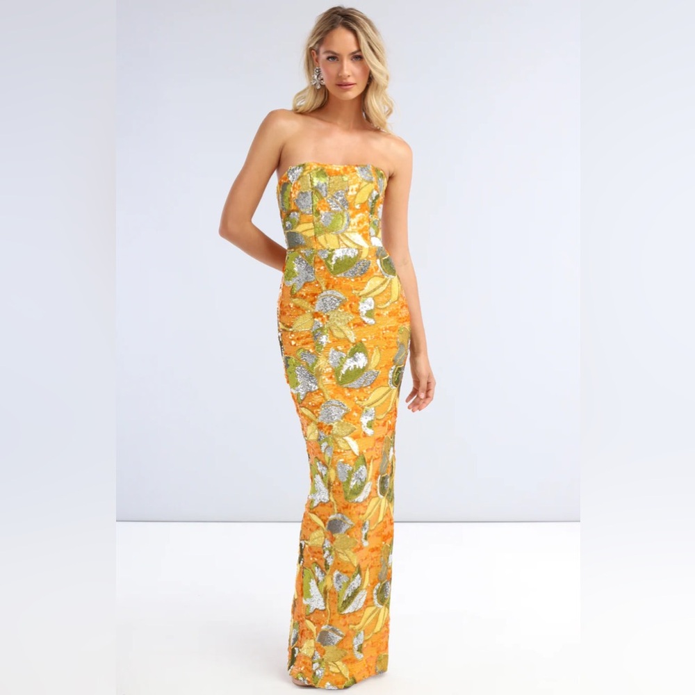 HELSI Serena Floral Elegant Strapless Dress